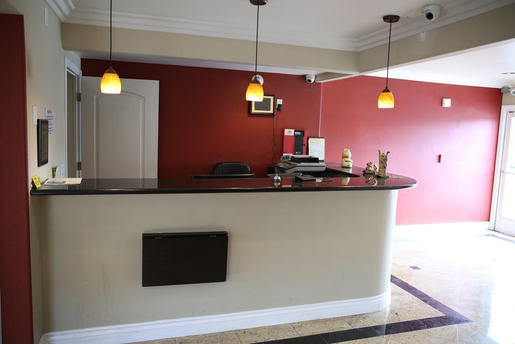 Chateau Inn & Suites Downey Eksteriør bilde